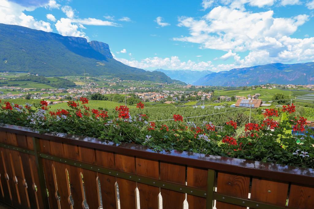 Appartements Weisshauserhof Eppan an der Weinstraße Exterior foto